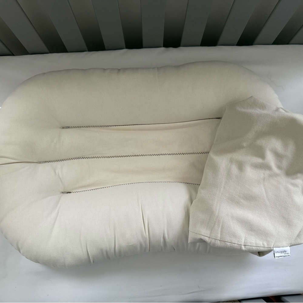 Infant snuggle me organic + cover